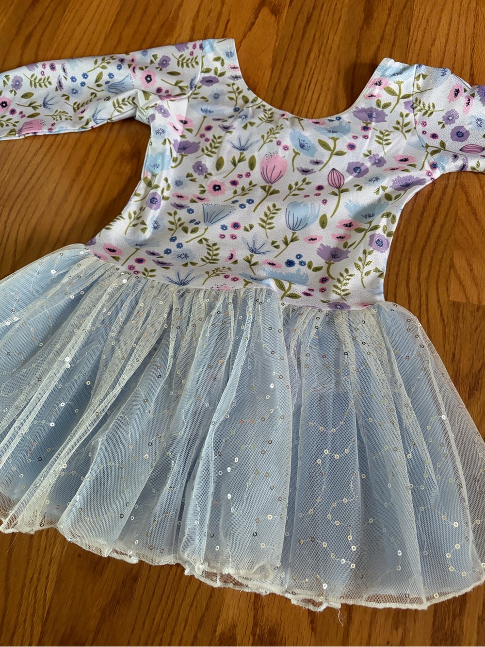 Zaclotre Girls Ballet Long Sleeve Dance Leotard w/ Tutus Skirt- Barely Worn
